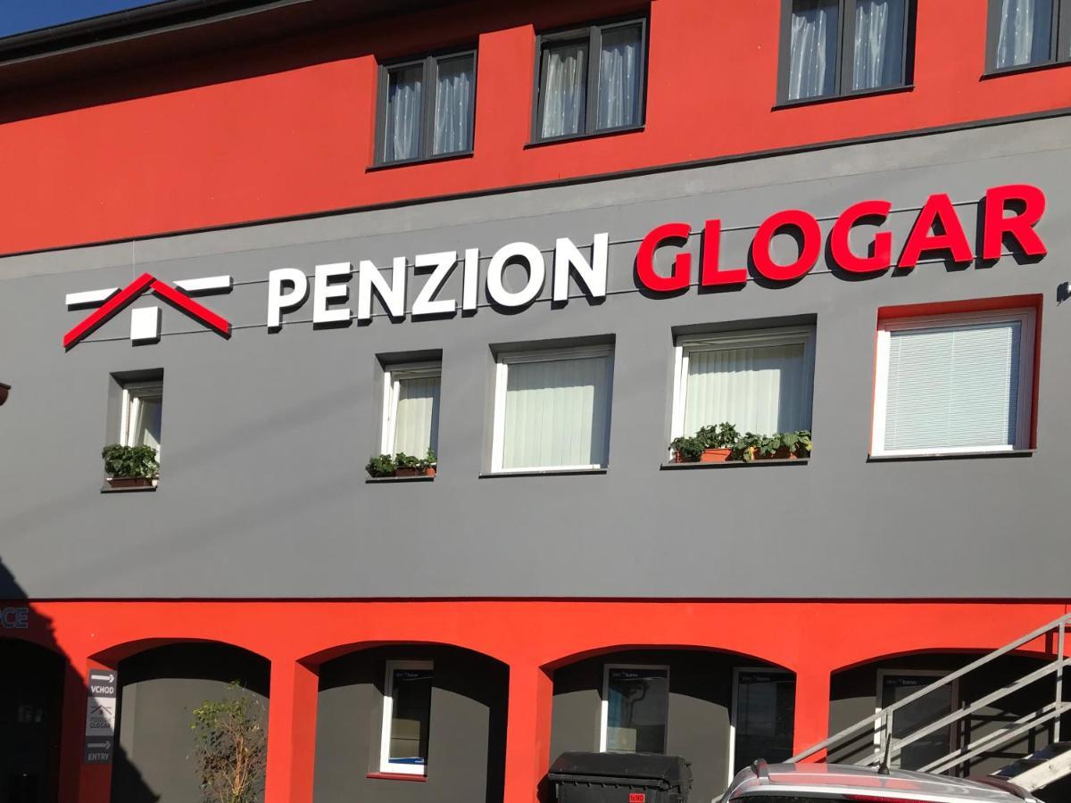 Penzion Glogar Hotel Frydek-Mistek Exterior photo